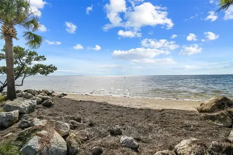 1425 Poinsettia Avenue Tarpon Springs FL 34689