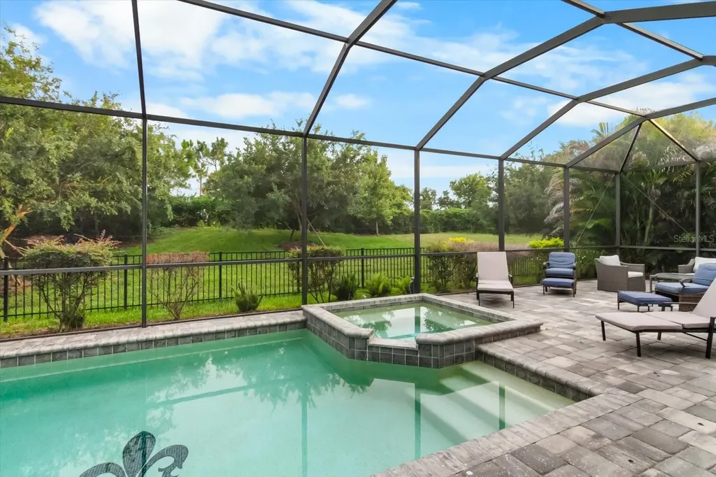 6325 Rivo Lakes Boulevard Sarasota FL 34241