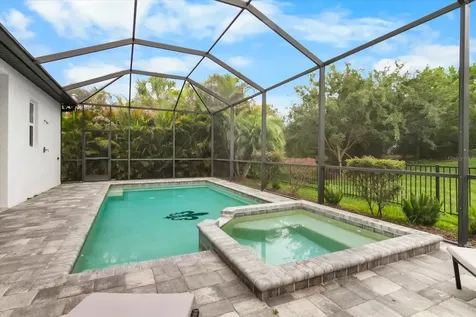 6325 Rivo Lakes Boulevard Sarasota FL 34241