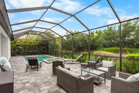 6325 Rivo Lakes Boulevard Sarasota FL 34241