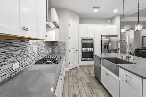 6325 Rivo Lakes Boulevard Sarasota FL 34241