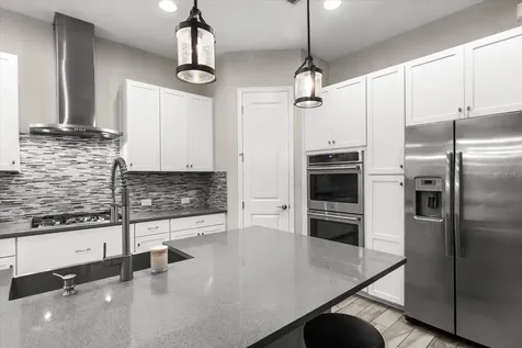 6325 Rivo Lakes Boulevard Sarasota FL 34241