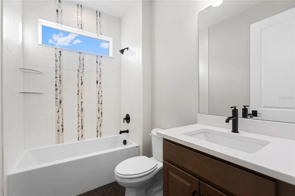 1617 Bellagio Loop Tavares FL 32778