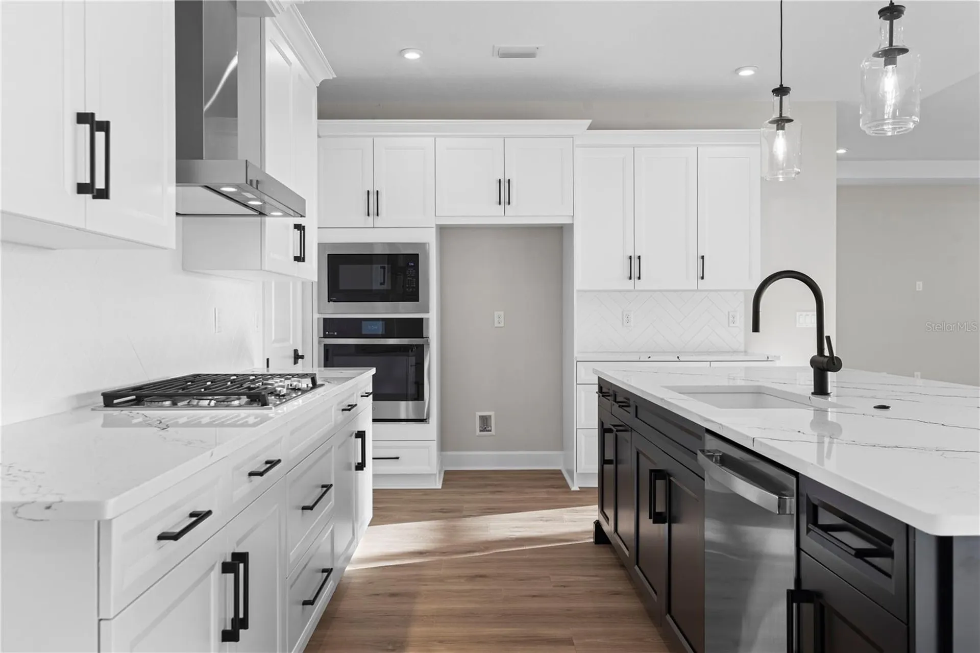 1617 Bellagio Loop Tavares FL 32778