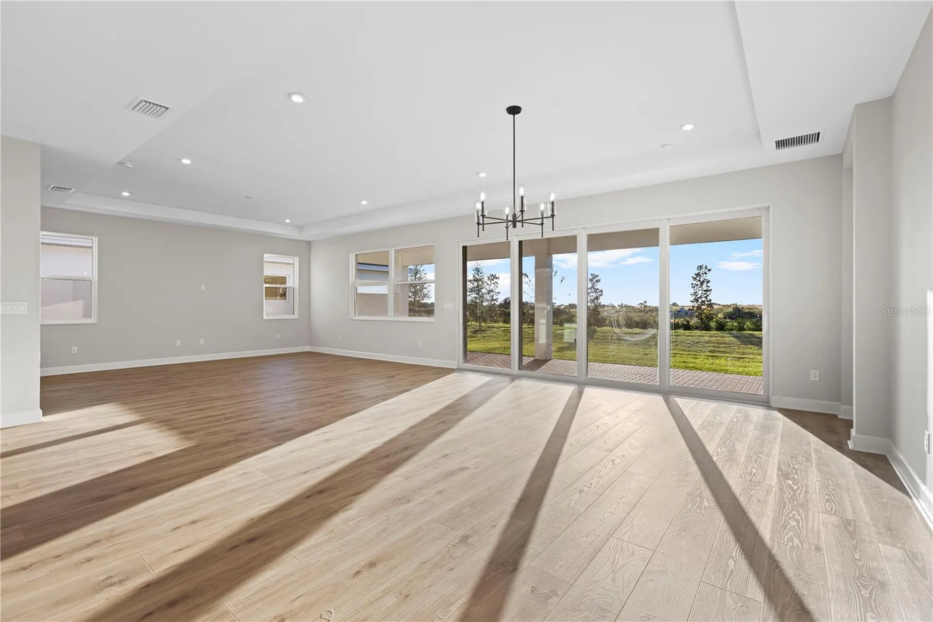 1617 Bellagio Loop Tavares FL 32778