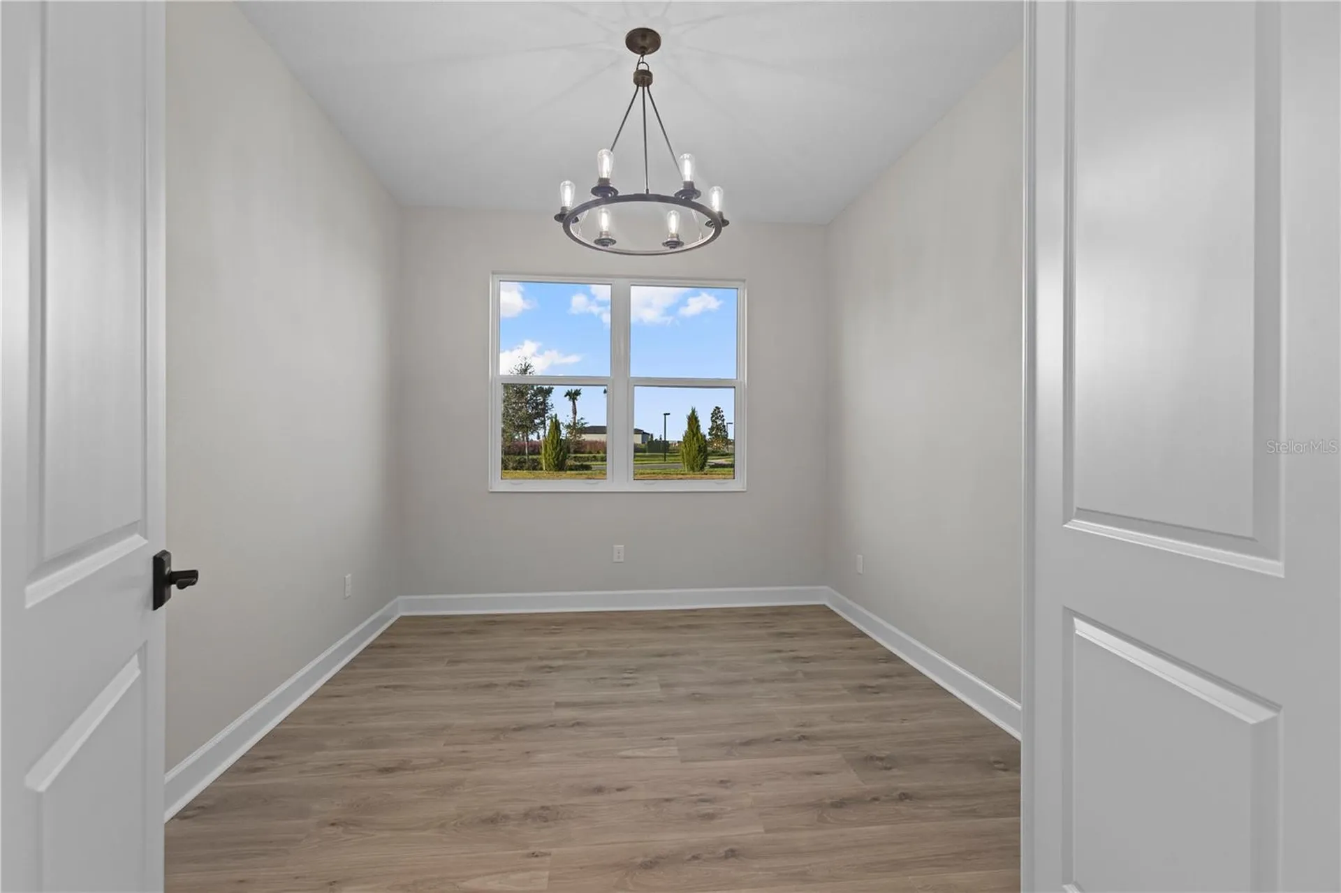 1617 Bellagio Loop Tavares FL 32778