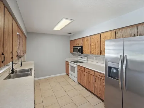 2000 Parkway Avenue St Cloud FL 34772