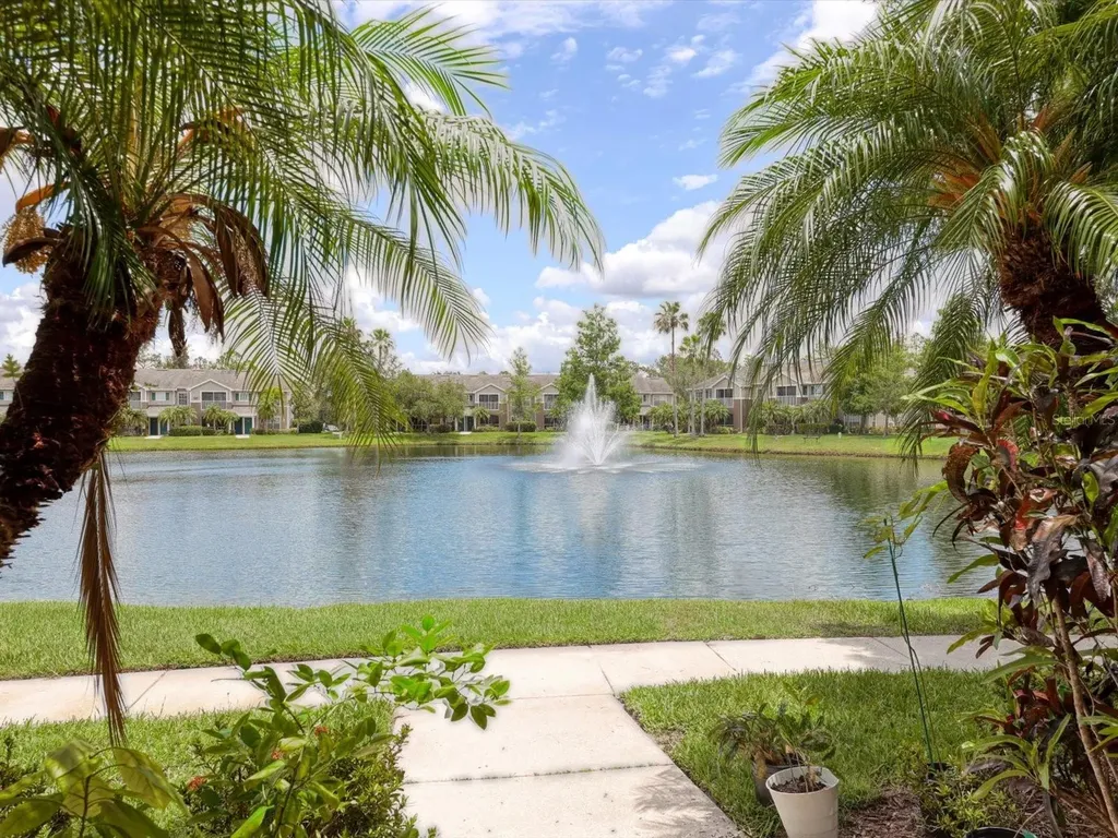 8933 Manor Loop Bradenton FL 34202