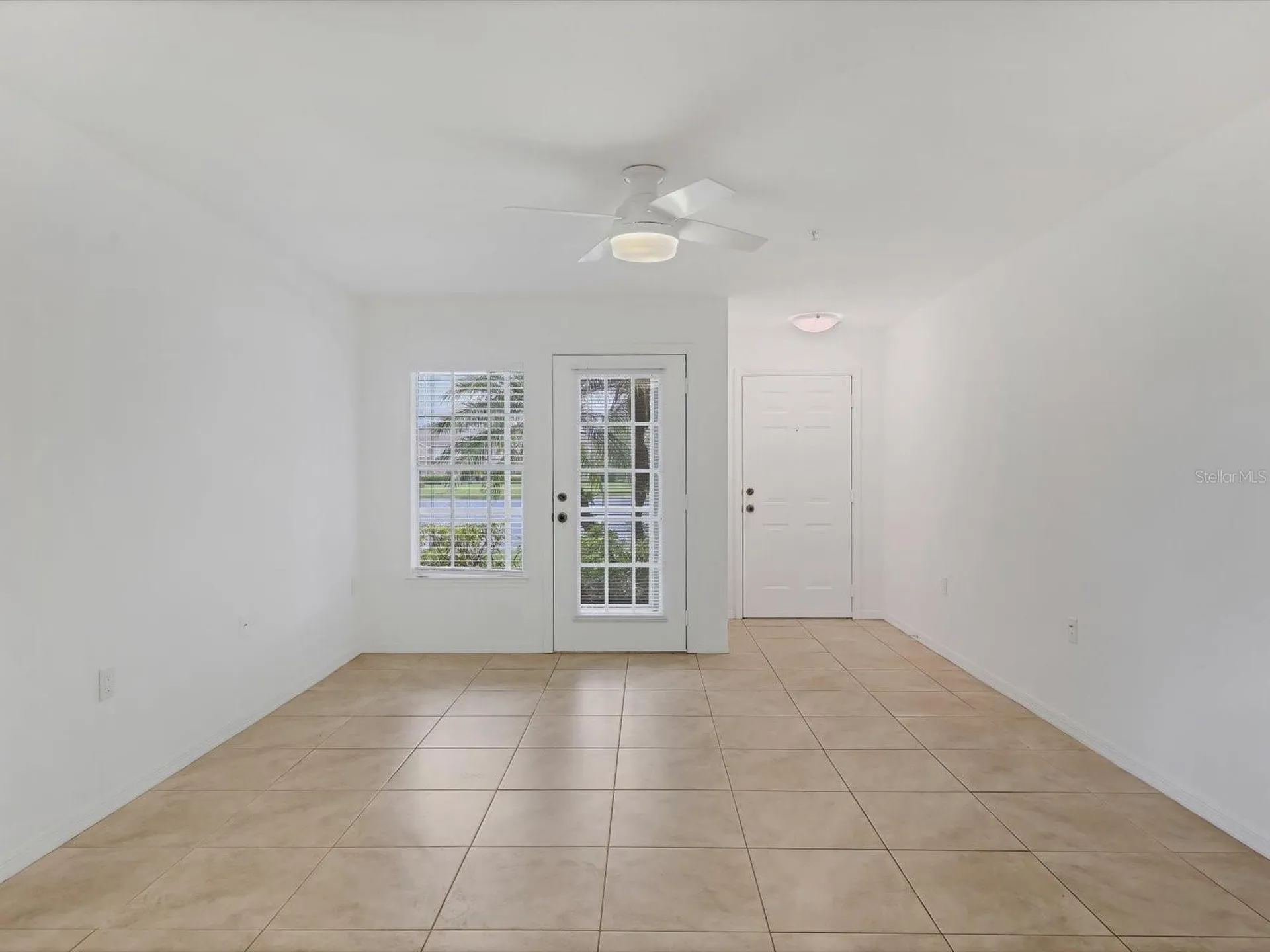 8933 Manor Loop Bradenton FL 34202