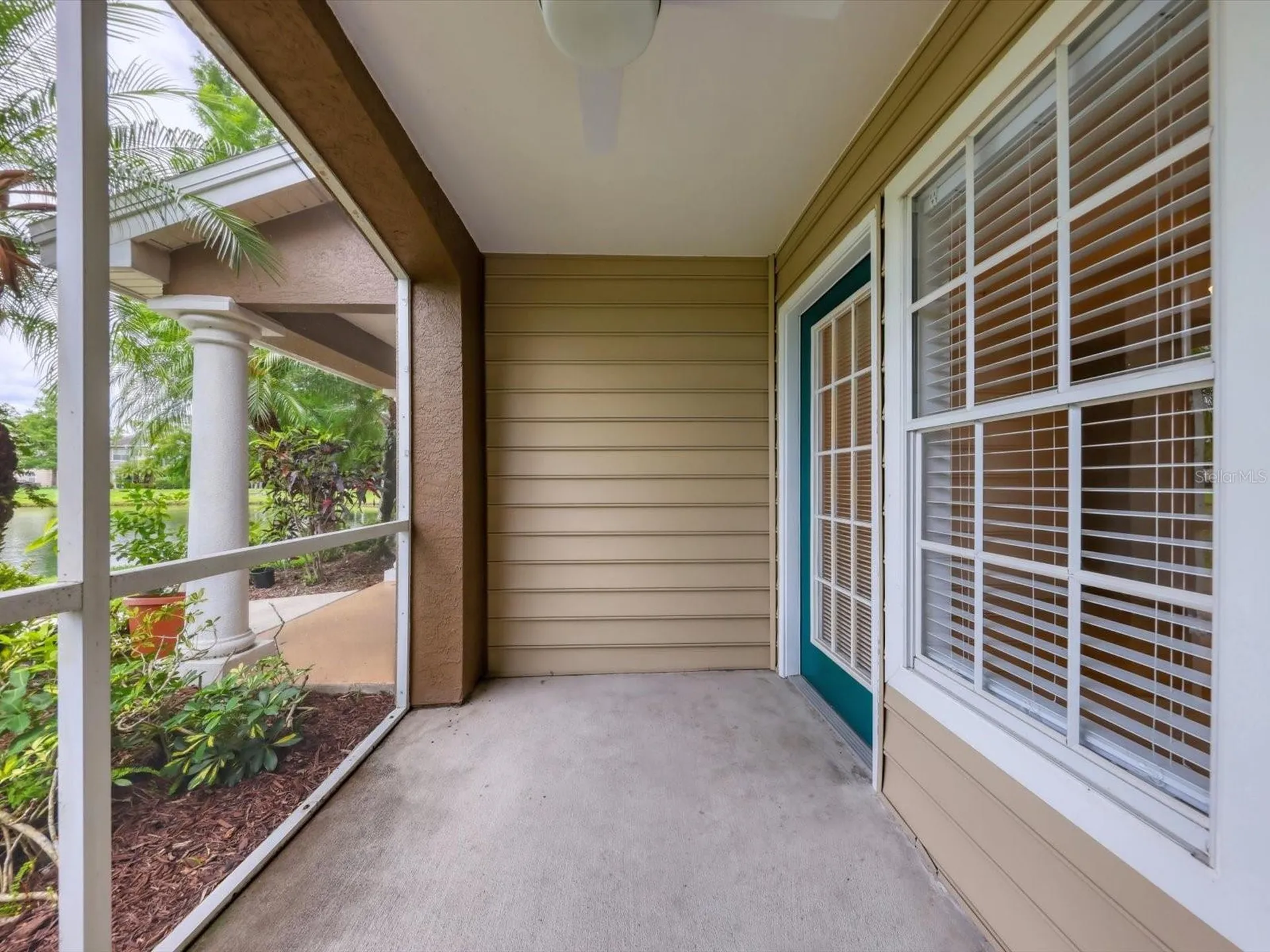 8933 Manor Loop Bradenton FL 34202