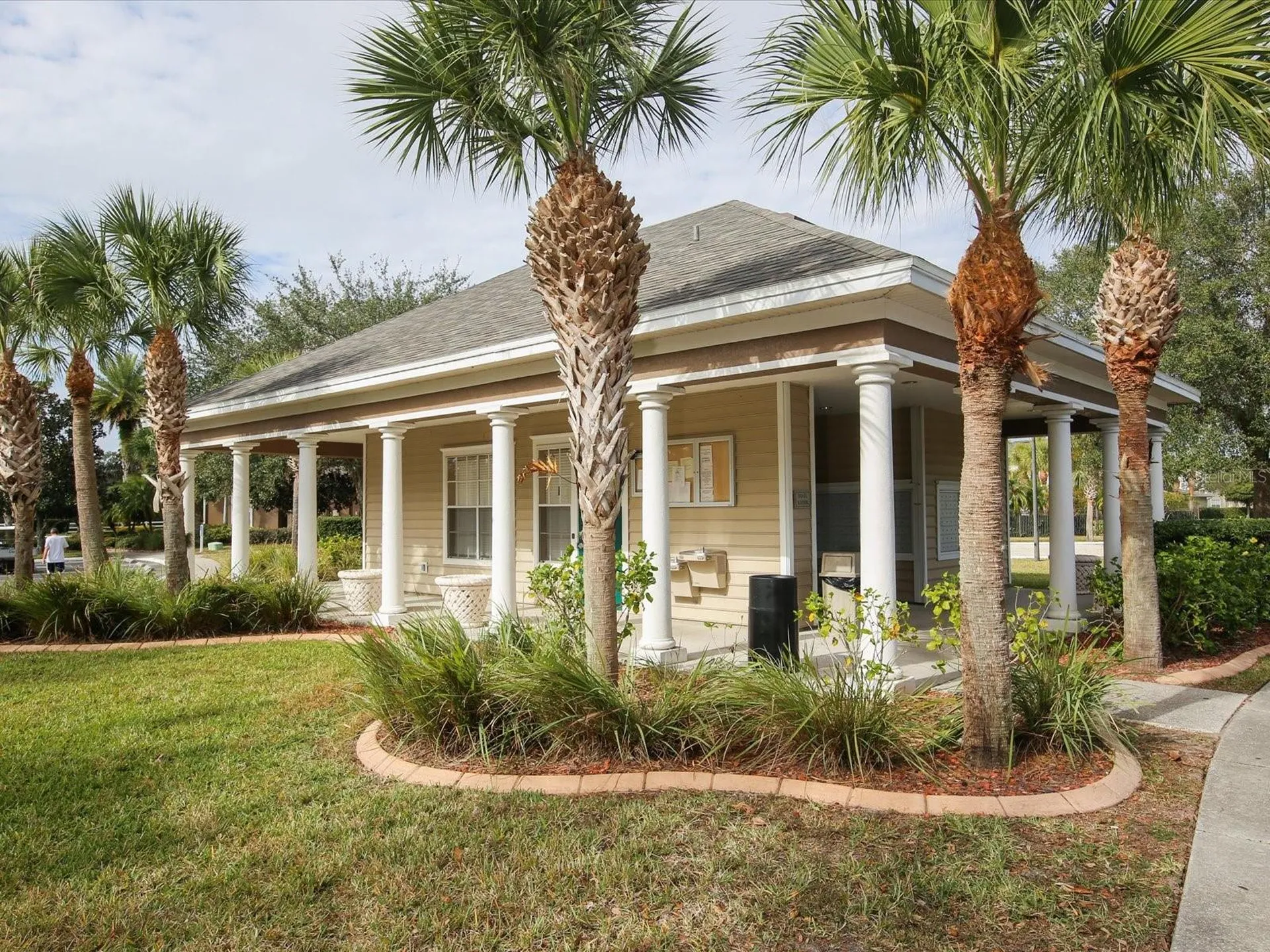 8933 Manor Loop Bradenton FL 34202