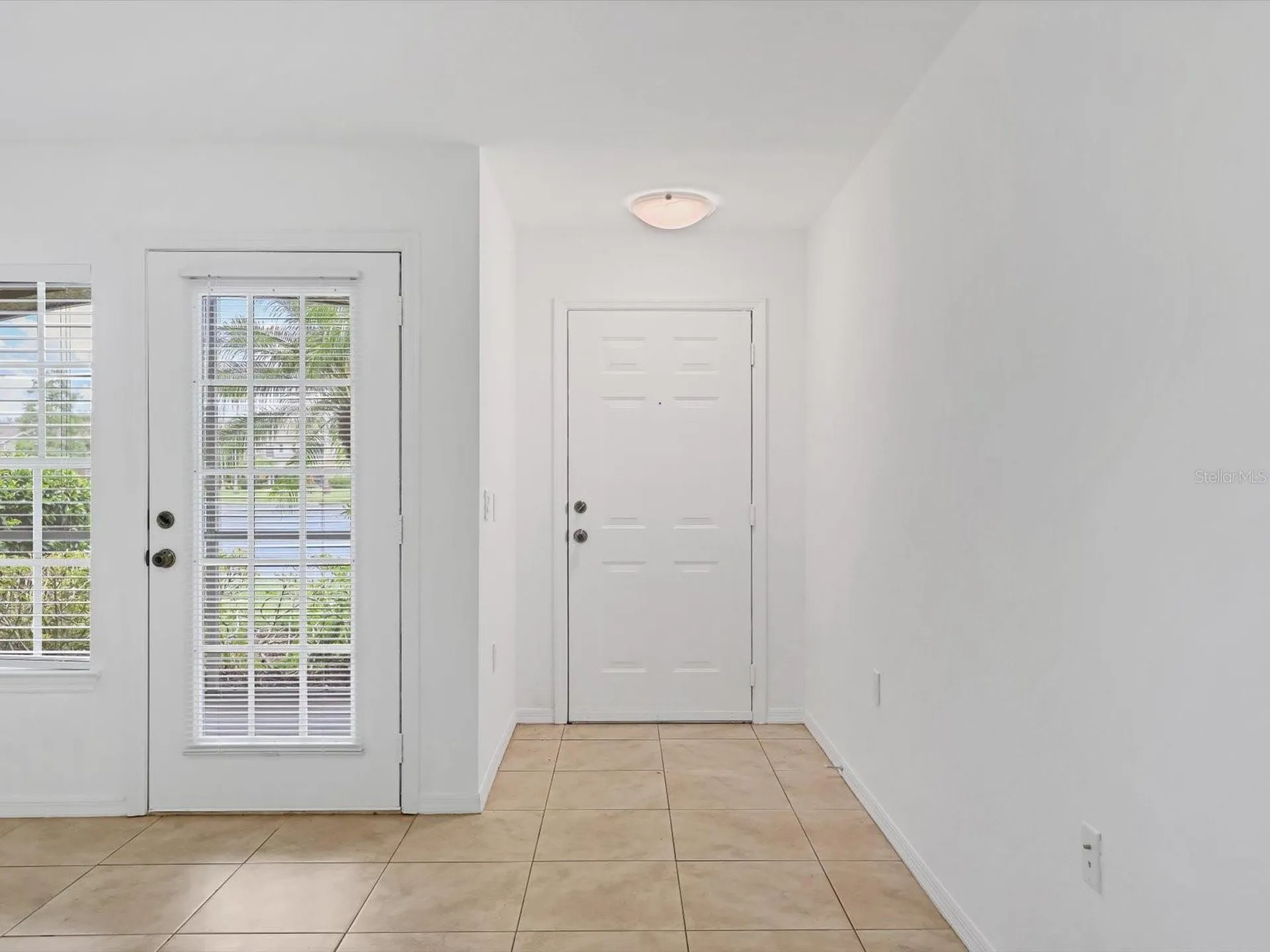 8933 Manor Loop Bradenton FL 34202