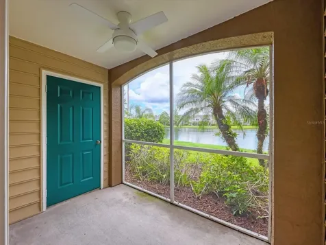 8933 Manor Loop Bradenton FL 34202