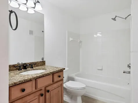 8933 Manor Loop Bradenton FL 34202
