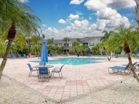 8933 Manor Loop Bradenton FL 34202