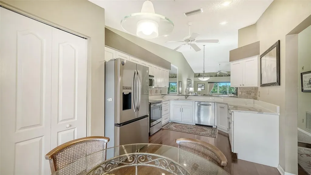 9641 Castle Point Drive Sarasota FL 34238