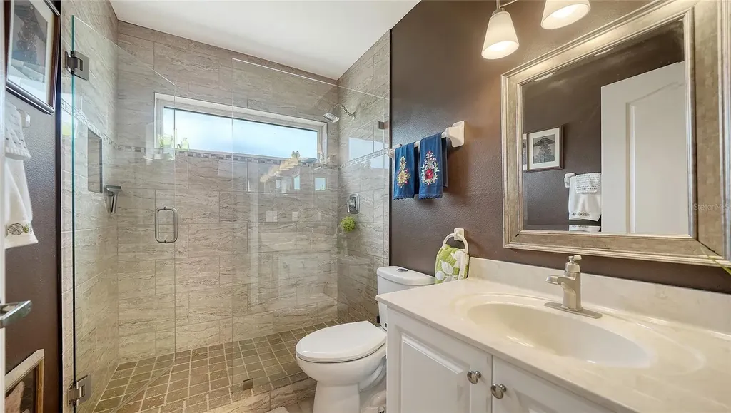 9641 Castle Point Drive Sarasota FL 34238