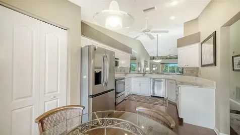 9641 Castle Point Drive Sarasota FL 34238