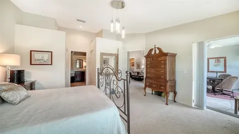 9641 Castle Point Drive Sarasota FL 34238