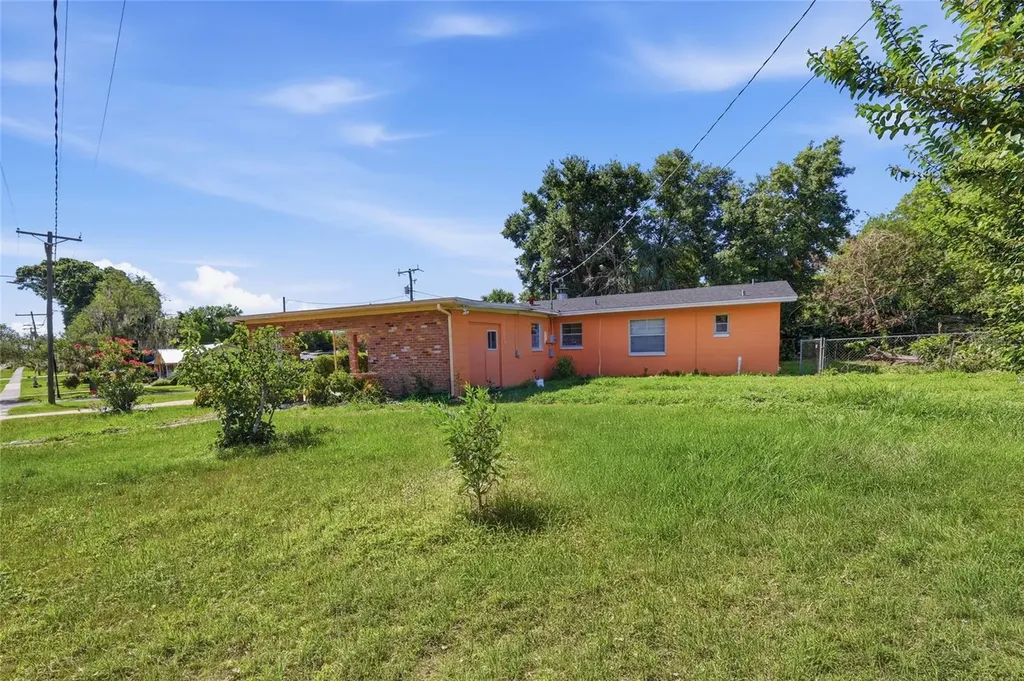 620 W Cummings Street Lake Alfred FL 33850