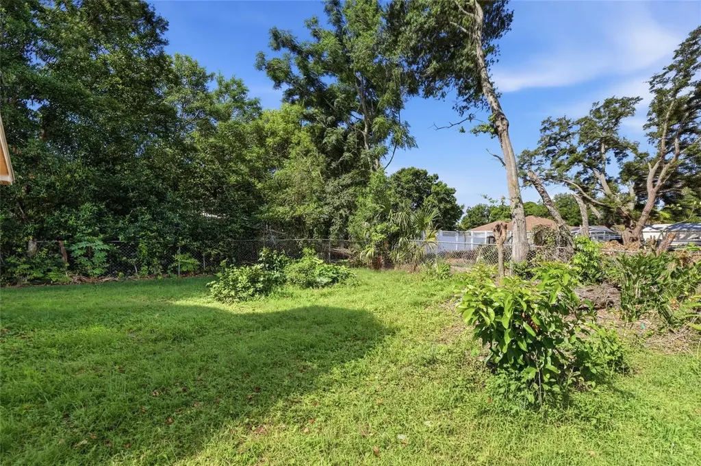 620 W Cummings Street Lake Alfred FL 33850