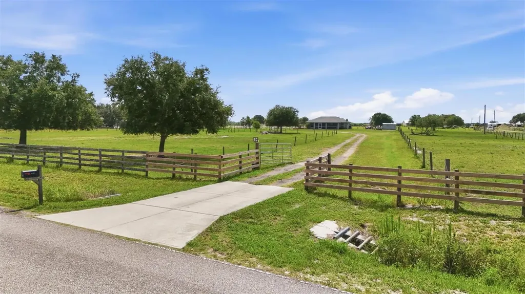 13105 Mj Road Myakka City FL 34251