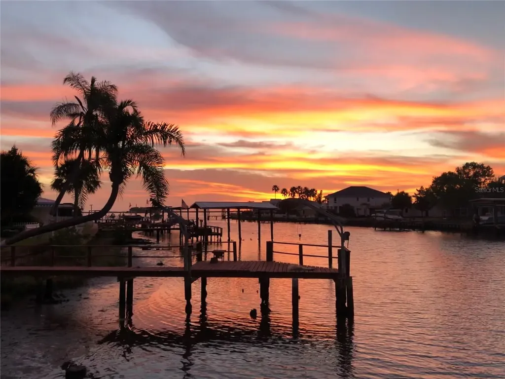 2395 Hanover Drive Dunedin FL 34698
