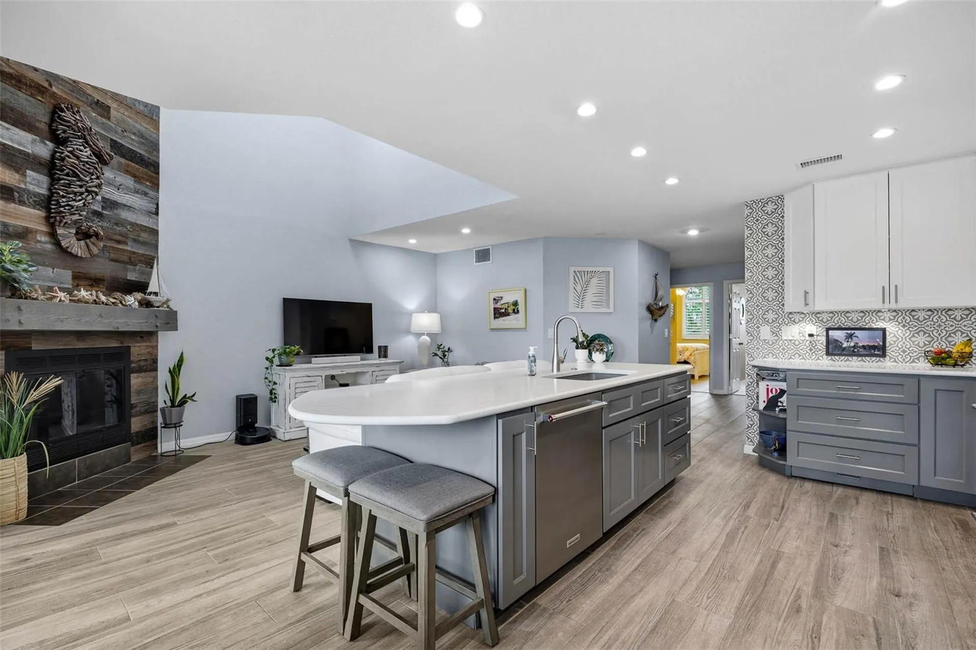 2395 Hanover Drive Dunedin FL 34698