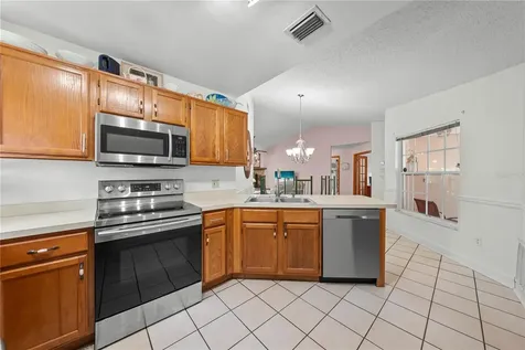 6369 Bonnie Court St Cloud FL 34771