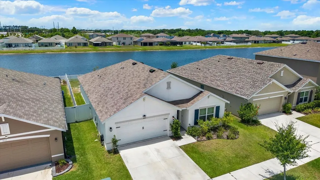 1013 Tidal Rock Avenue Ruskin FL 33570