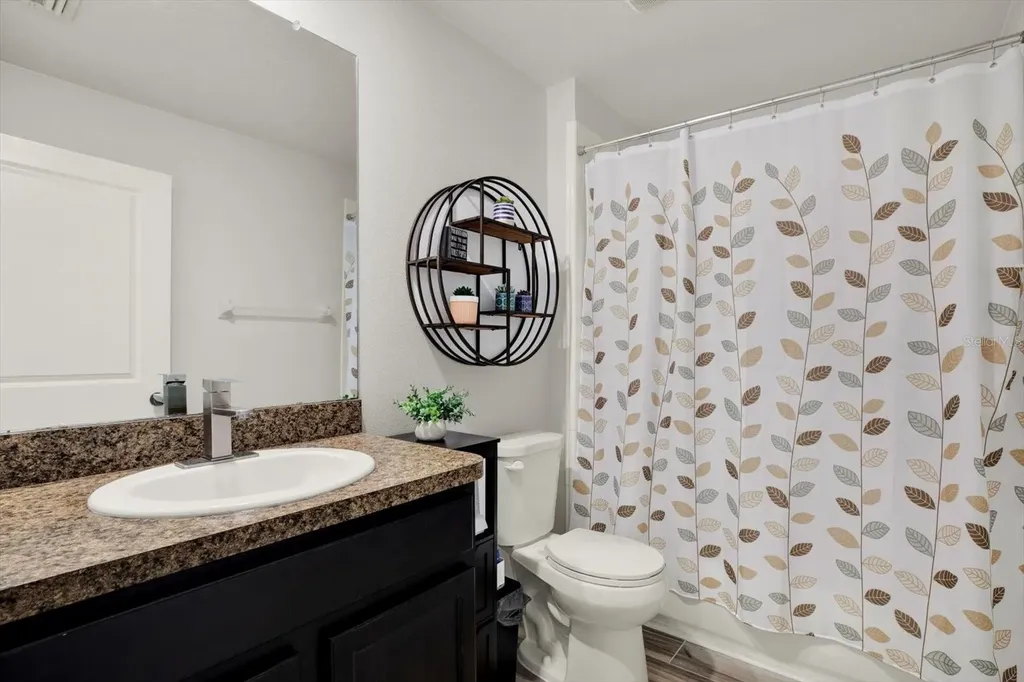 1013 Tidal Rock Avenue Ruskin FL 33570