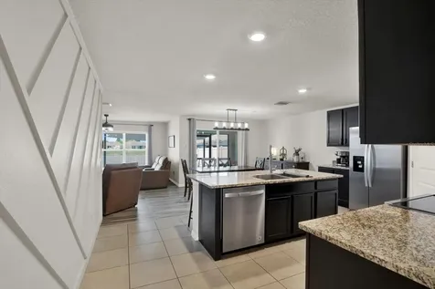1013 Tidal Rock Avenue Ruskin FL 33570