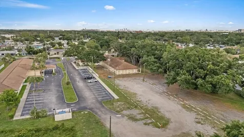 4704 Kelly Road Tampa FL 33615