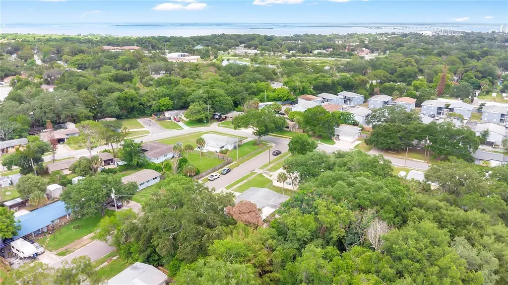 1717 White Street Titusville FL 32796