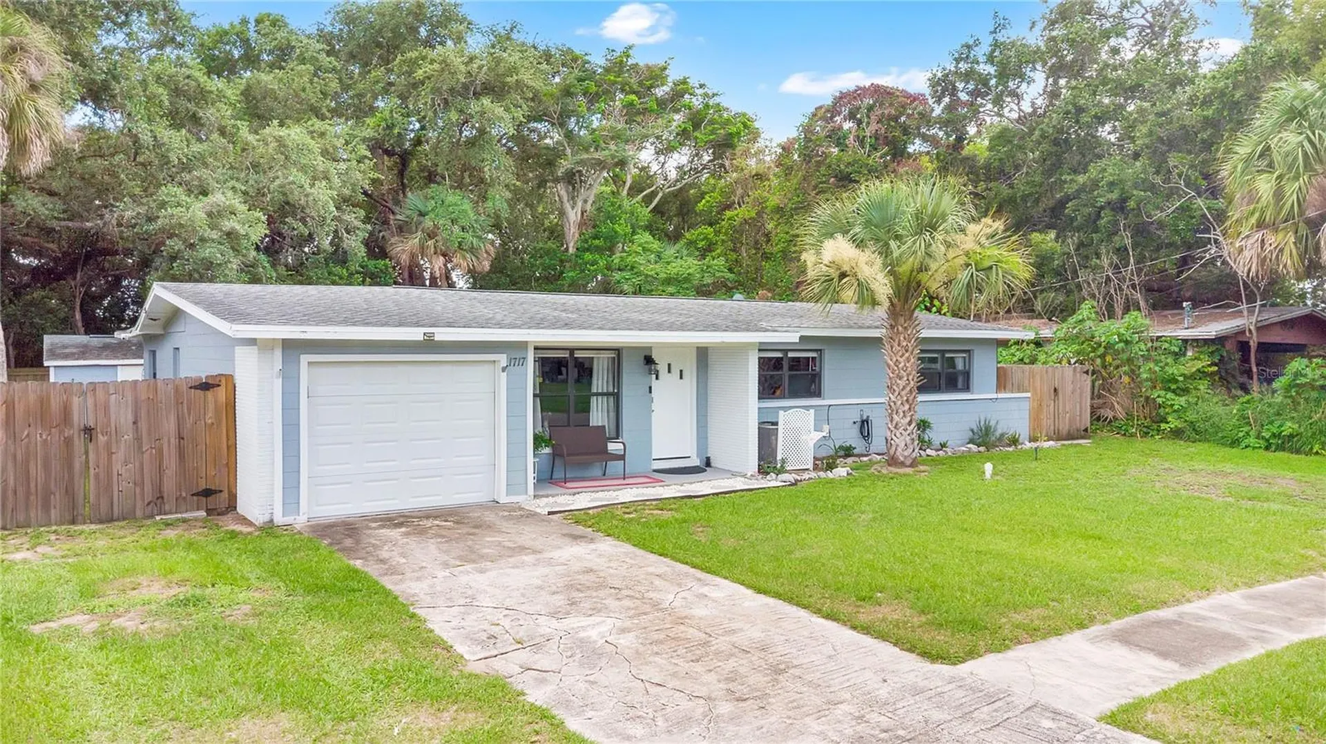 1717 White Street Titusville FL 32796