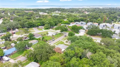 1717 White Street Titusville FL 32796