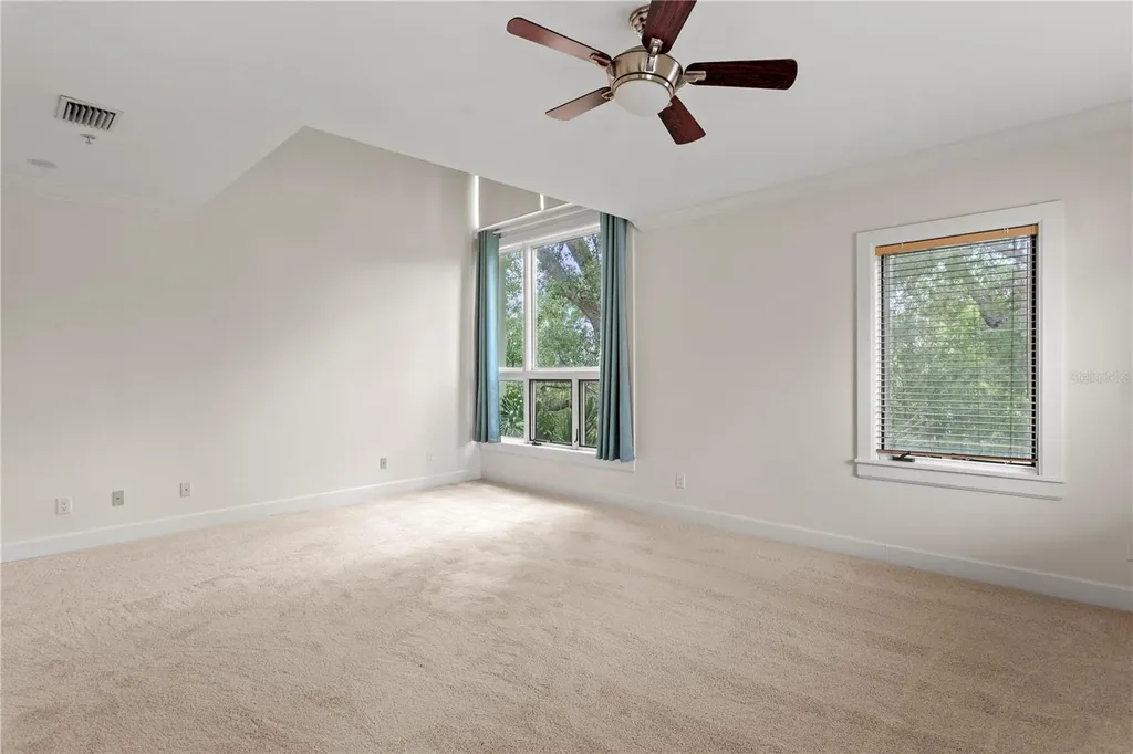 512 S Glen Avenue Tampa FL 33609