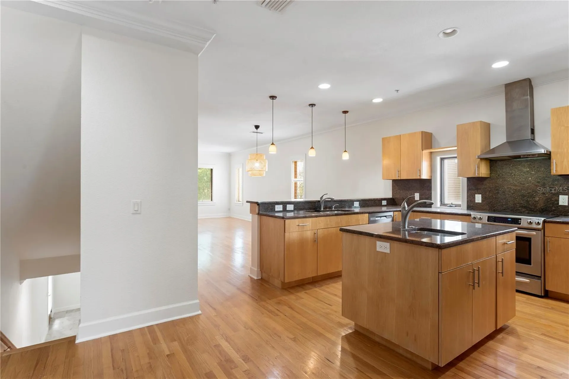 512 S Glen Avenue Tampa FL 33609