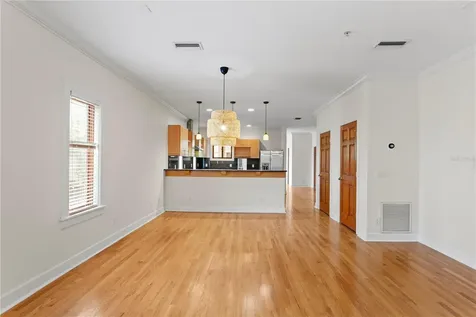 512 S Glen Avenue Tampa FL 33609