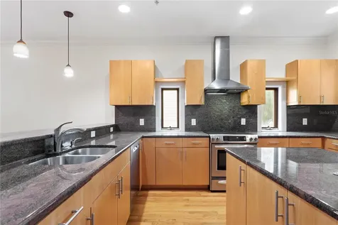 512 S Glen Avenue Tampa FL 33609