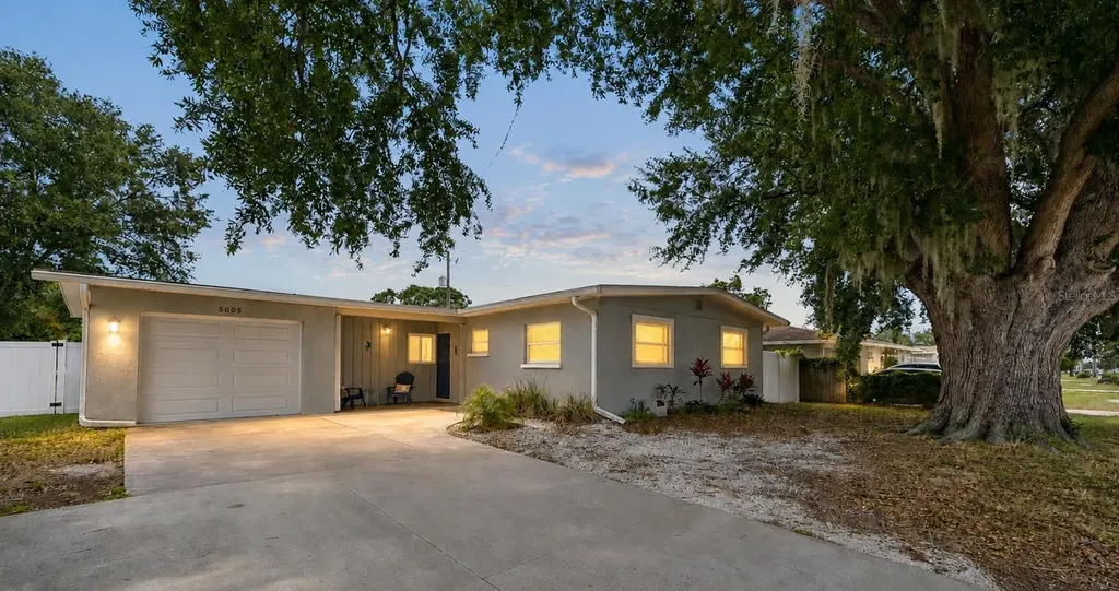 5005 Bee Ridge Road Sarasota FL 34233