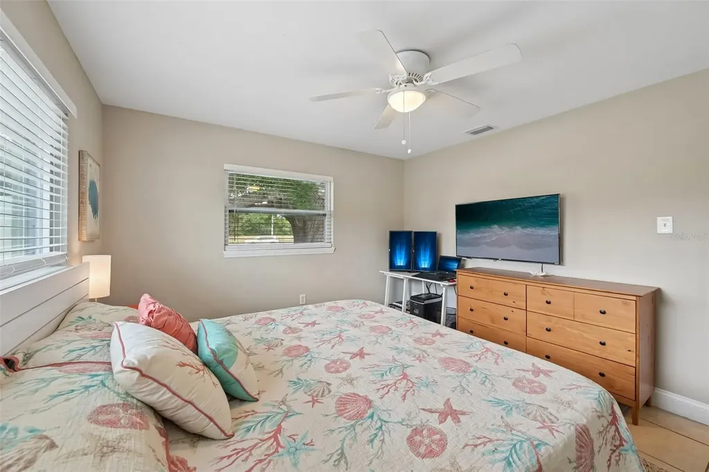 5005 Bee Ridge Road Sarasota FL 34233