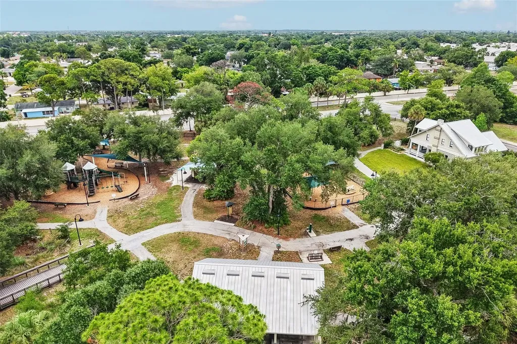 5005 Bee Ridge Road Sarasota FL 34233