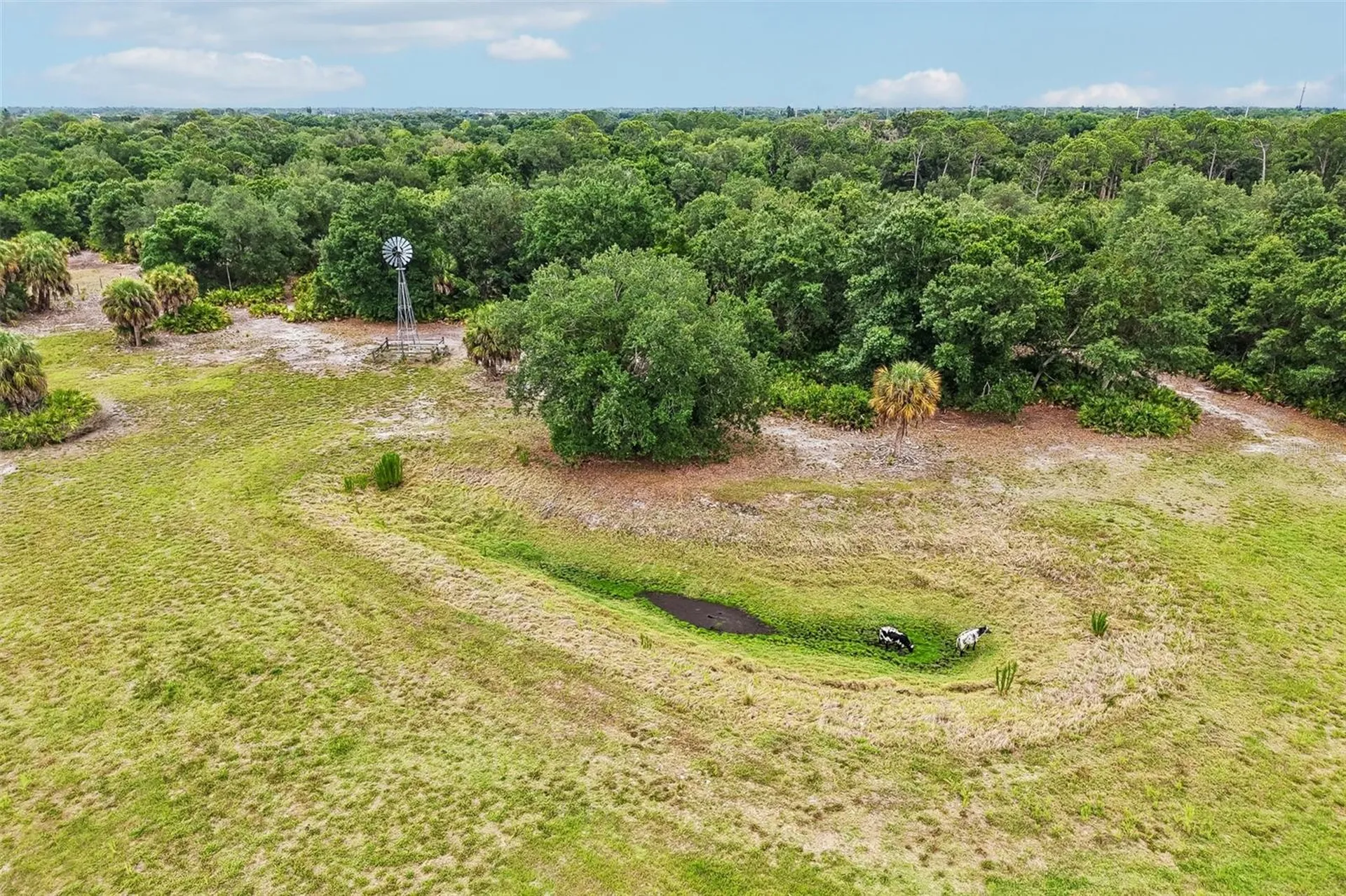 5005 Bee Ridge Road Sarasota FL 34233