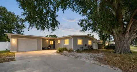 5005 Bee Ridge Road Sarasota FL 34233