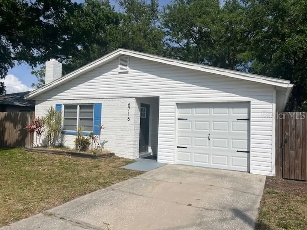 6716 S Dauphin Avenue Tampa FL 33611