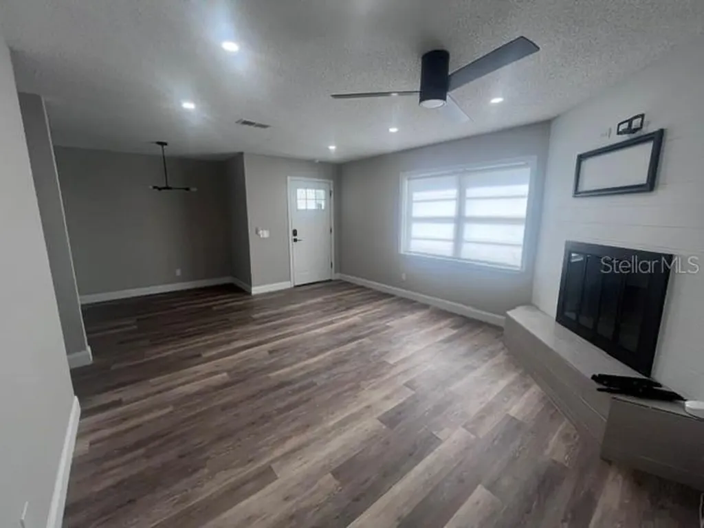 6716 S Dauphin Avenue Tampa FL 33611