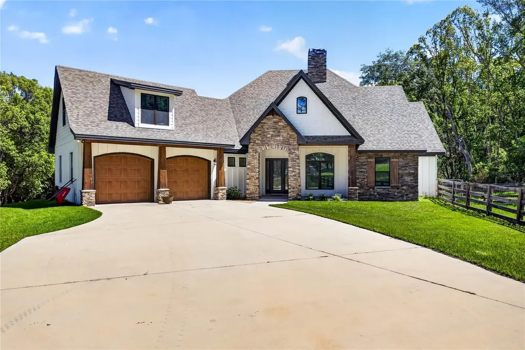 17265 Meadow Bluff View Dade City FL 33523