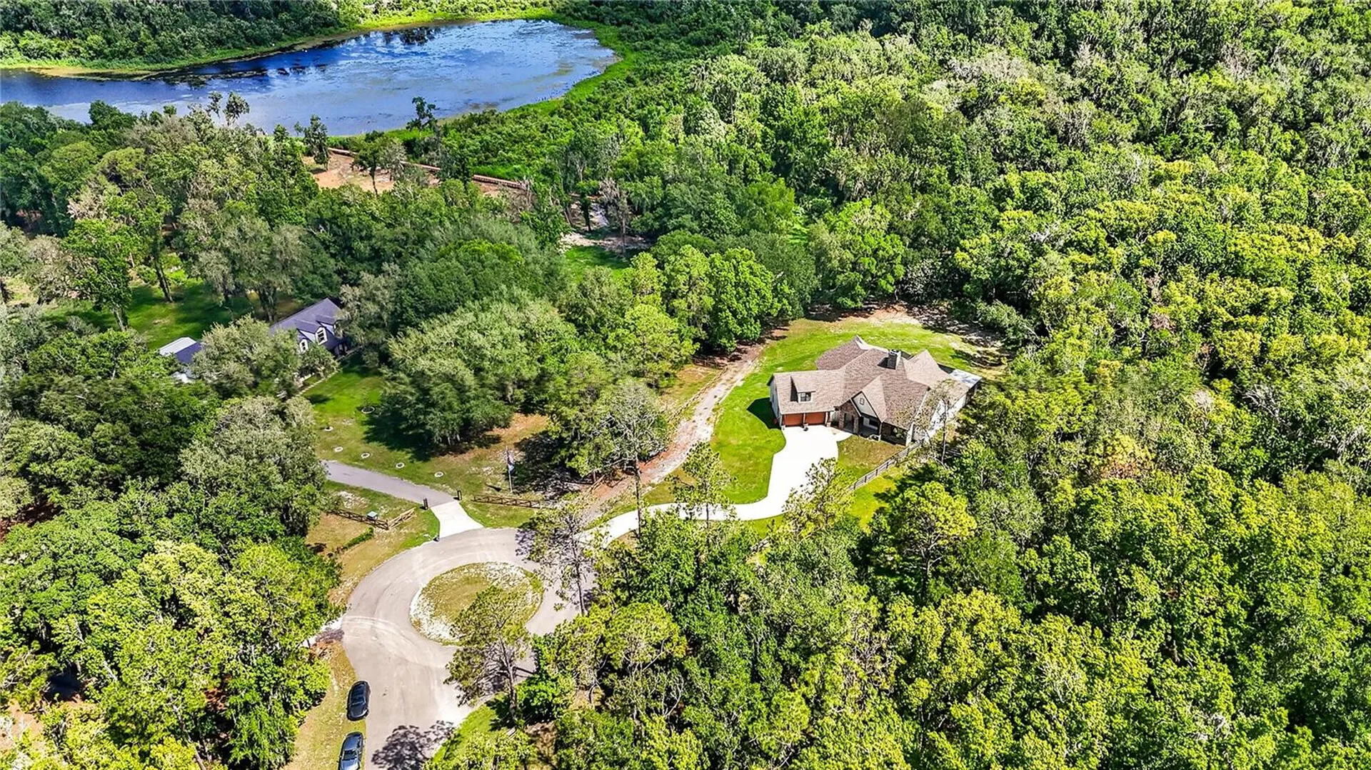 17265 Meadow Bluff View Dade City FL 33523