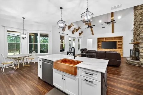 17265 Meadow Bluff View Dade City FL 33523